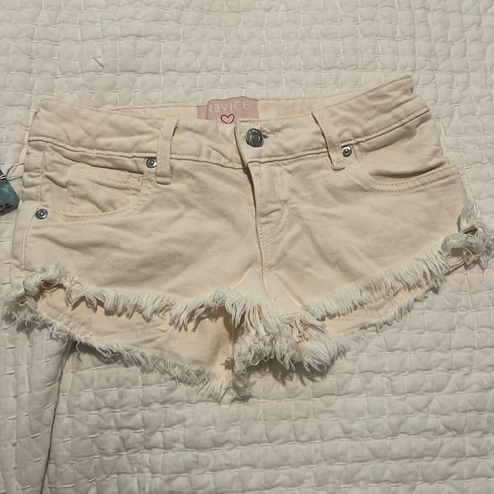REVICE shorts